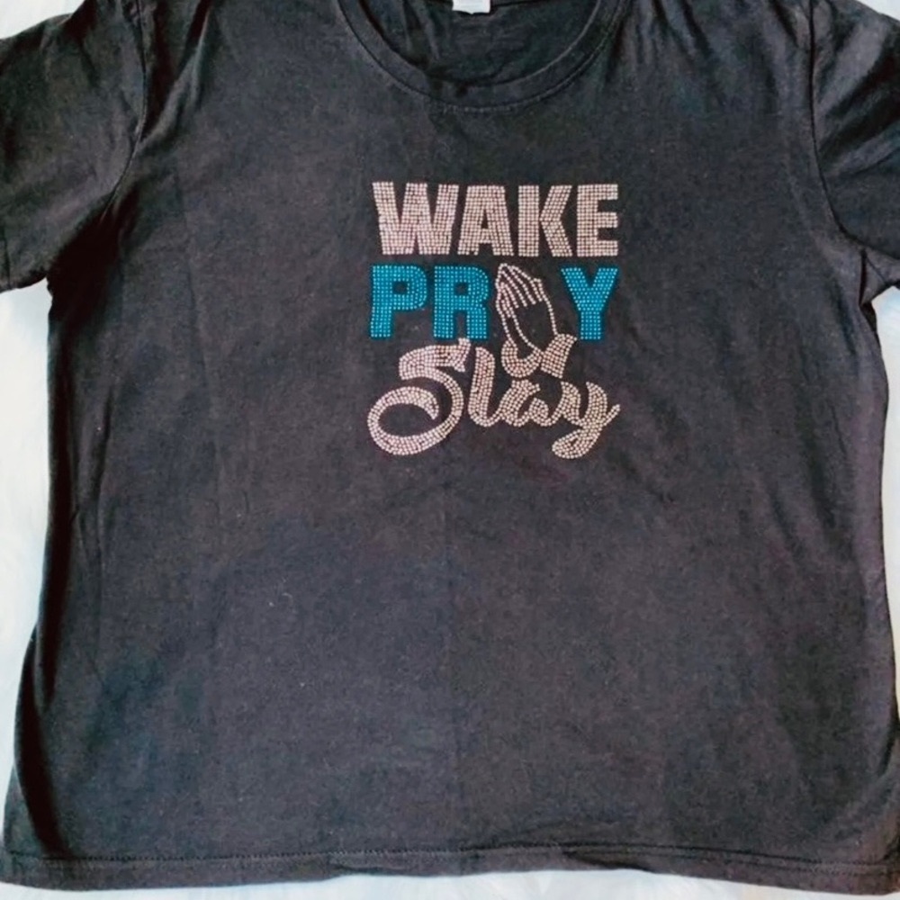 New Women’s Rhinestone T Shirt